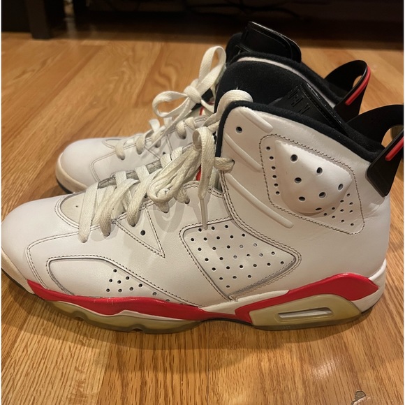Air Jordan 6 Infrared Pack 2010 - Picture 6 of 16